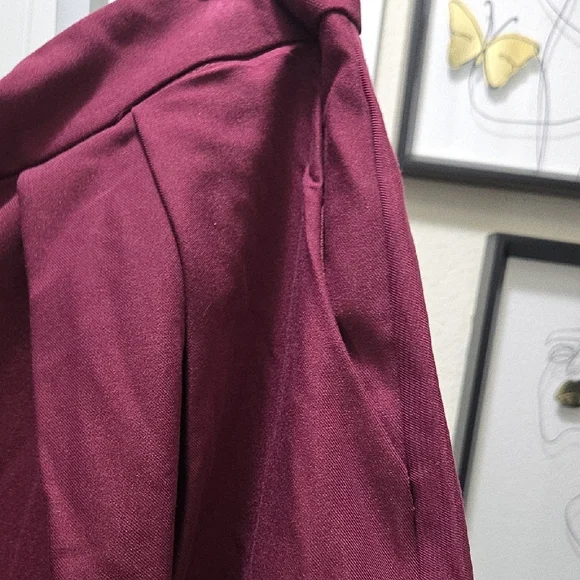 Bar III Women's Tie-Waist Bubble-Hem Mini Skirt, Women's Wine Pleated Mini Skirt - Picture 4 of 6